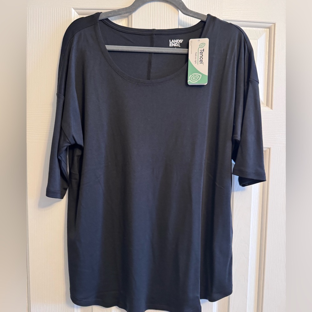Lands' End Black Crew Neck elbow sleeve Tee